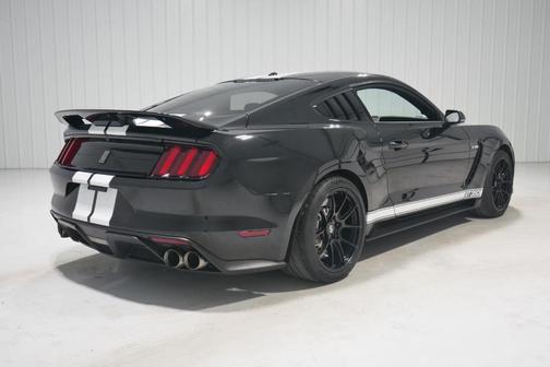 2020 Ford Shelby GT350 Base