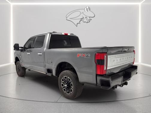 Carbonized Gray 2024 Ford F-250 Platinum