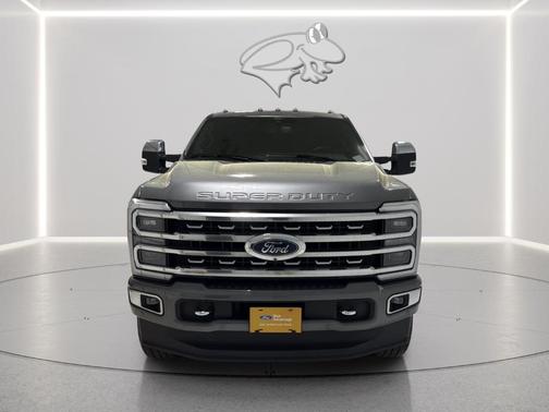 Carbonized Gray 2024 Ford F-250 Platinum