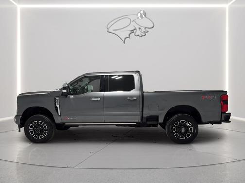 Carbonized Gray 2024 Ford F-250 Platinum