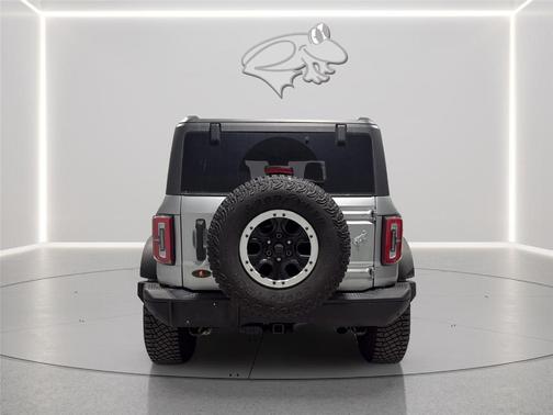 Iconic Silver 2024 Ford Bronco Badlands