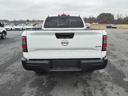 2026 Nissan Frontier S