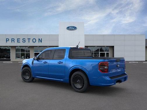 2025 Ford Maverick Lobo Standard