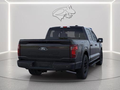 Agate Black 2026 Ford F-150 XLT