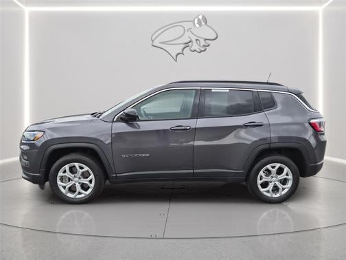 Metallic 2024 Jeep Compass Latitude