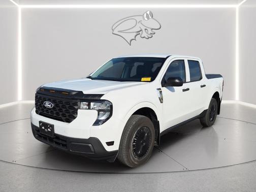 Oxford White 2025 Ford Maverick XL