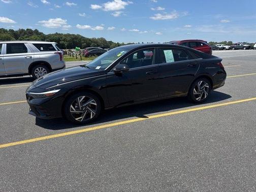 2025 Hyundai ELANTRA HEV Limited