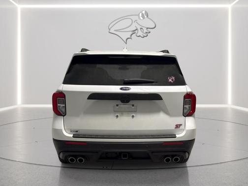Star White 2023 Ford Explorer ST
