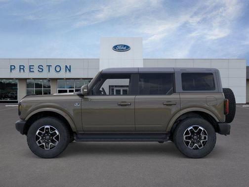 2025 Ford Bronco Outer Banks