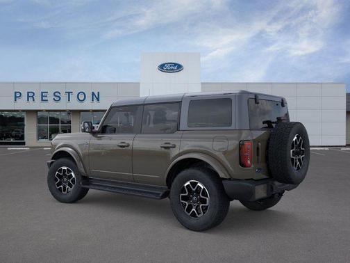 2025 Ford Bronco Outer Banks