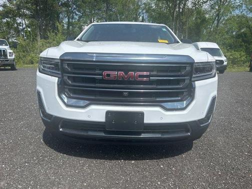 2022 GMC Acadia AT4