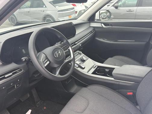 2023 Hyundai PALISADE SE