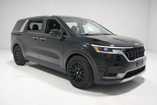 2022 Kia Carnival LXS