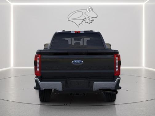 Agate Black 2026 Ford F-250 XLT