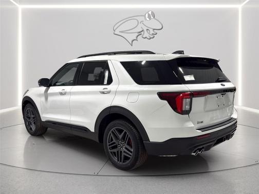 Star White 2026 Ford Explorer ST