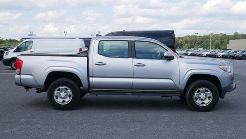 2017 Toyota Tacoma SR