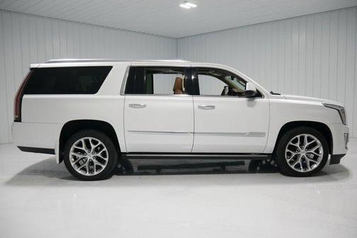 2016 Cadillac Escalade ESV Platinum