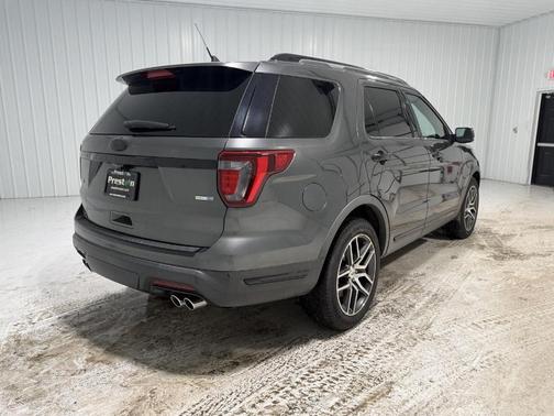 2018 Ford Explorer sport