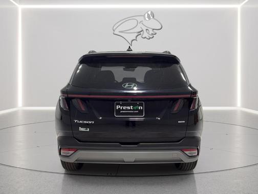 Phantom Black 2025 Hyundai TUCSON SEL Convenience