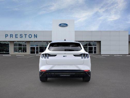 2025 Ford Mustang Mach-E GT