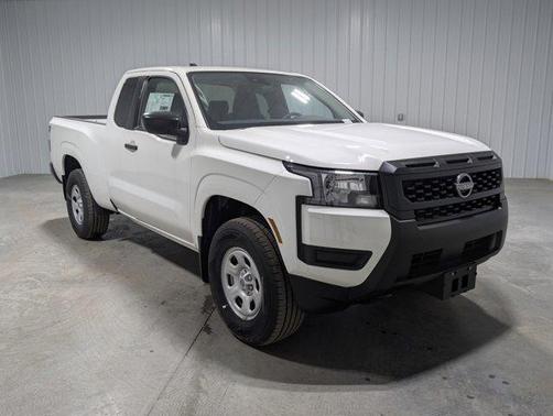 2025 Nissan Frontier S