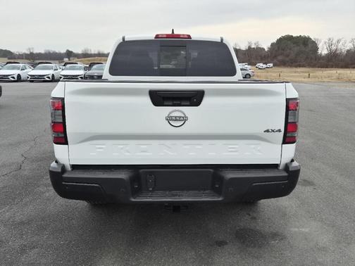 2026 Nissan Frontier S