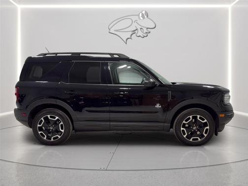 Shadow Black 2022 Ford Bronco Sport Outer Banks