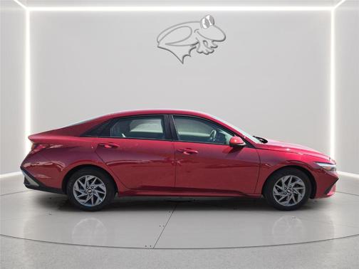 Red 2024 Hyundai ELANTRA SEL