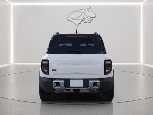 Oxford White 2026 Ford Bronco Sport Badlands