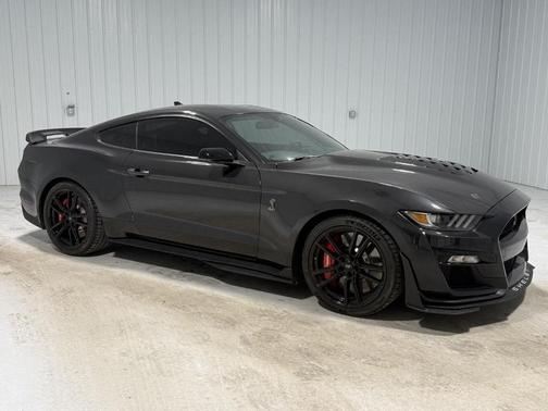 2022 Ford Shelby GT500 Base