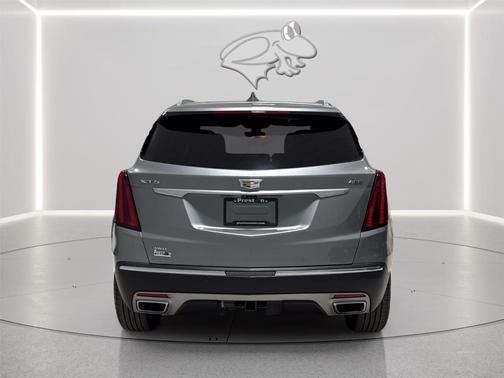 Silver Metallic 2023 Cadillac XT5 Premium Luxury