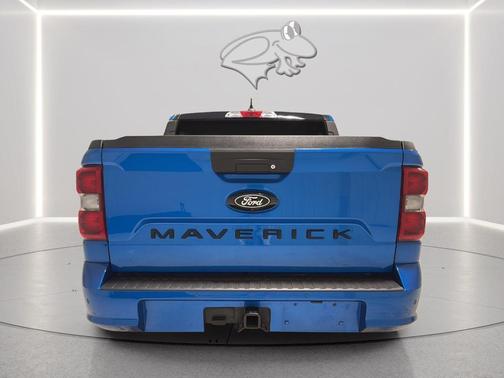 Velocity Blue 2025 Ford Maverick Lobo