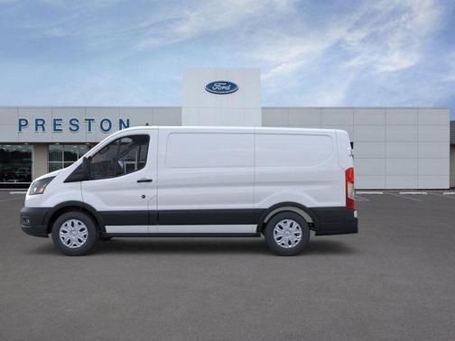 2025 Ford Transit-150 
