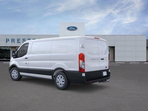 2025 Ford Transit-150 
