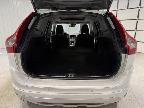 2017 Volvo XC60 T6 Dynamic