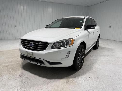2017 Volvo XC60 T6 Dynamic