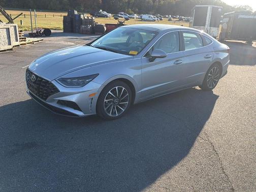 2023 Hyundai SONATA Limited