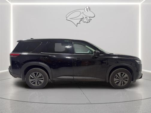 Black 2024 Nissan Pathfinder S