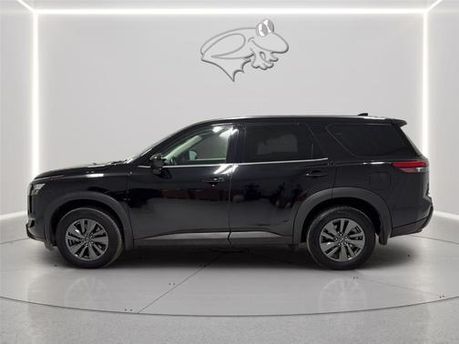 Black 2024 Nissan Pathfinder S