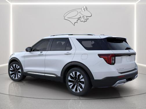 Space White Metallic 2026 Ford Explorer Platinum