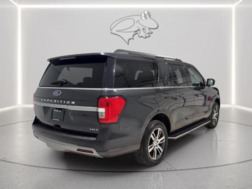 Dark 2022 Ford Expedition Max XLT