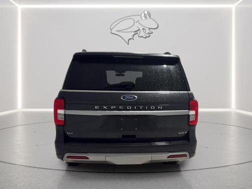 2022 Ford Expedition Max XLT