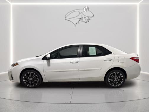 Super White 2014 Toyota Corolla S Plus