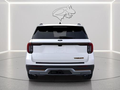 Star White 2026 Ford Explorer Tremor