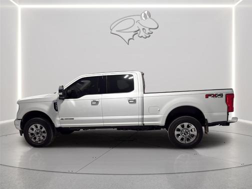 Oxford White 2019 Ford F-350 Lariat Super Duty