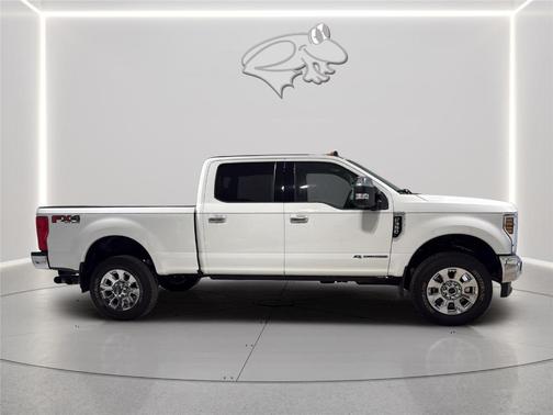 Oxford White 2019 Ford F-350 Lariat Super Duty