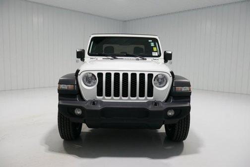 2020 Jeep Gladiator Sport