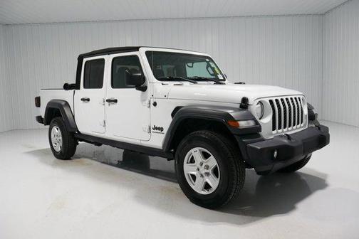 2020 Jeep Gladiator Sport