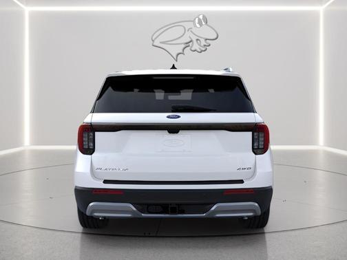Star White 2026 Ford Explorer Platinum