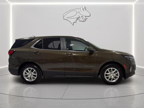 Harvest Gold / Bronze 2024 Chevrolet Equinox LT